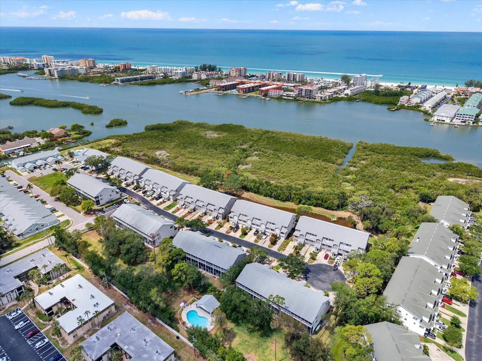 9472 Tara Cay Court Seminole FL 33776