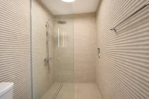 Waldorf Tower Ave. Isla Verde Carolina PR 00979