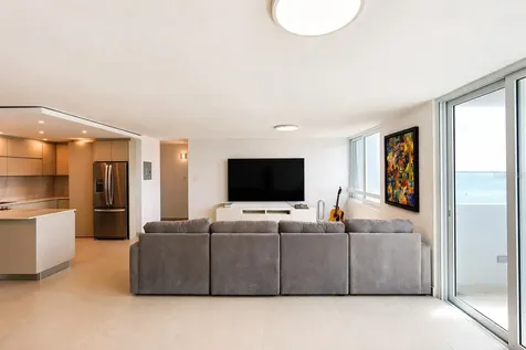 Waldorf Tower Ave. Isla Verde Carolina PR 00979