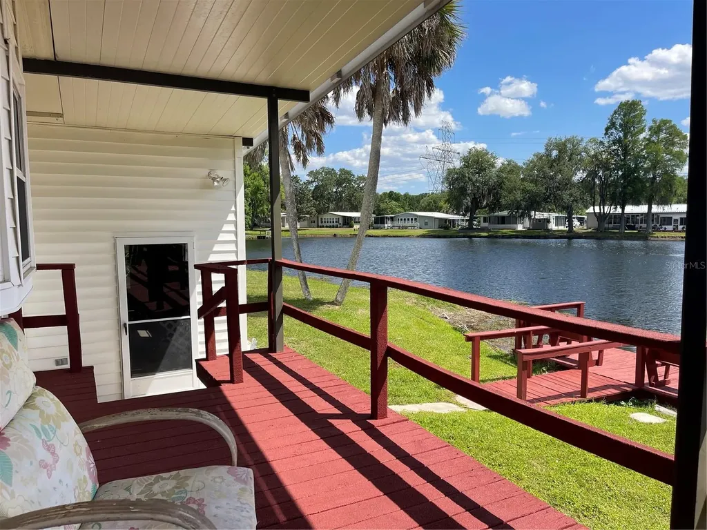 2 Grove Trail Wildwood FL 34785