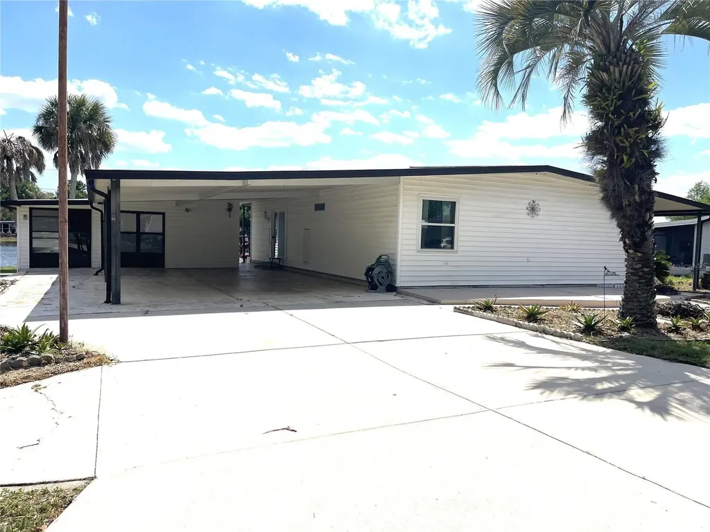 2 Grove Trail Wildwood FL 34785