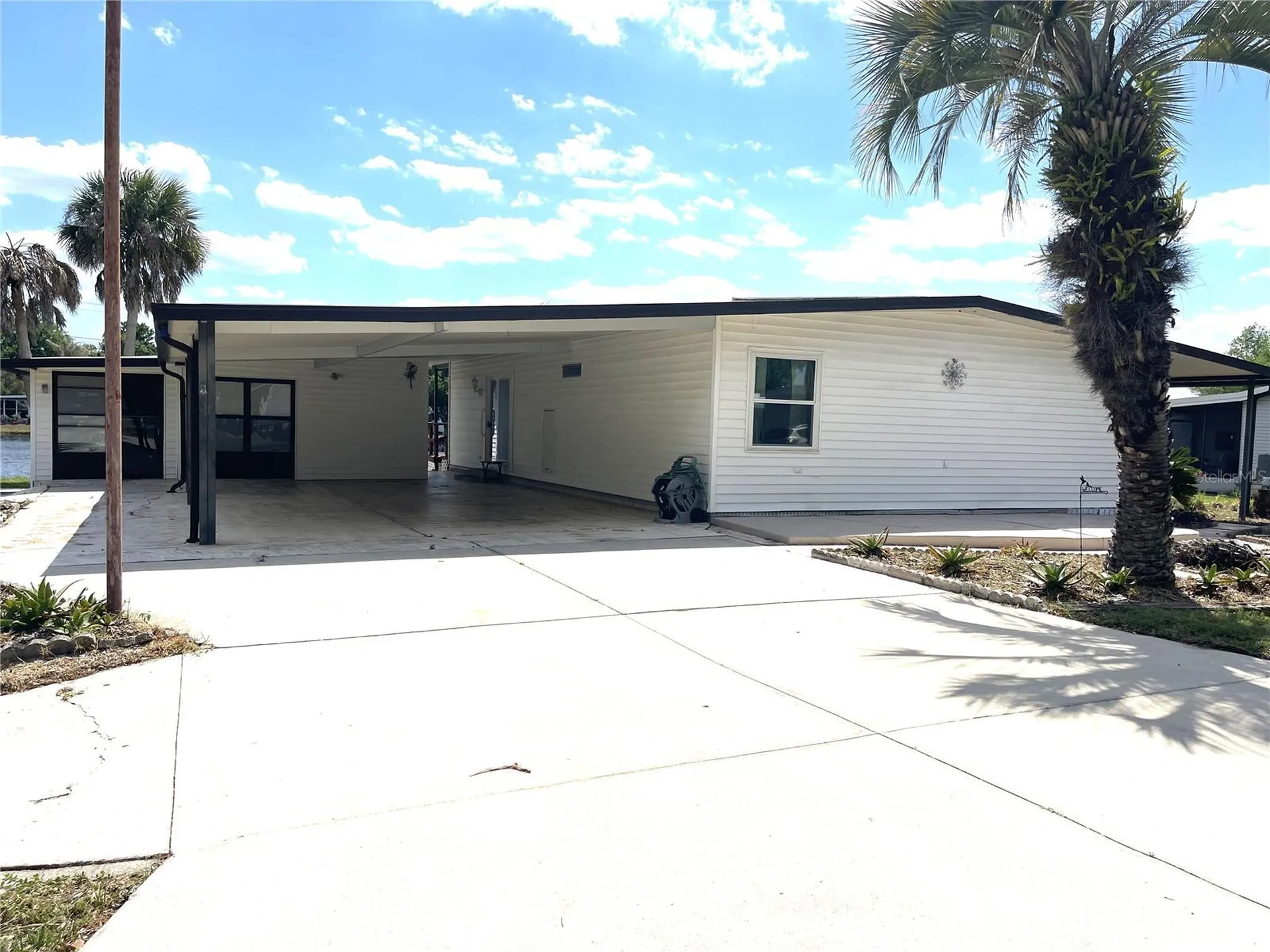 2 Grove Trail Wildwood FL 34785