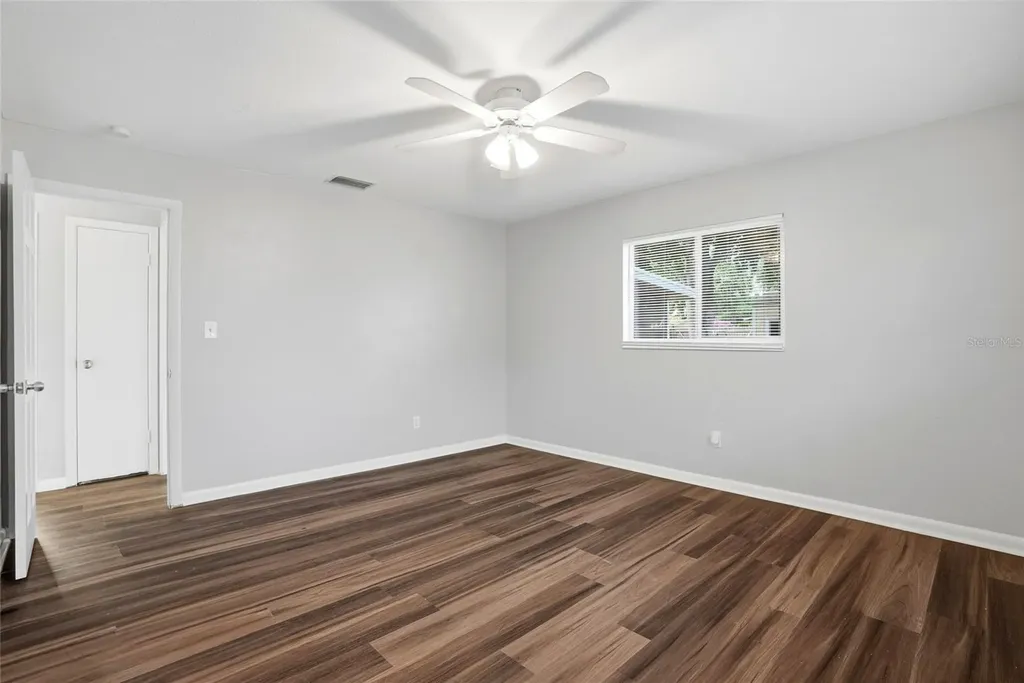 5211 7th Avenue N St Petersburg FL 33710