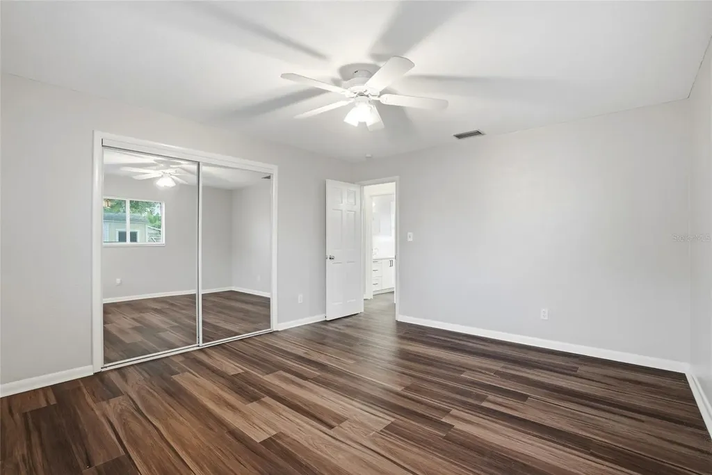 5211 7th Avenue N St Petersburg FL 33710