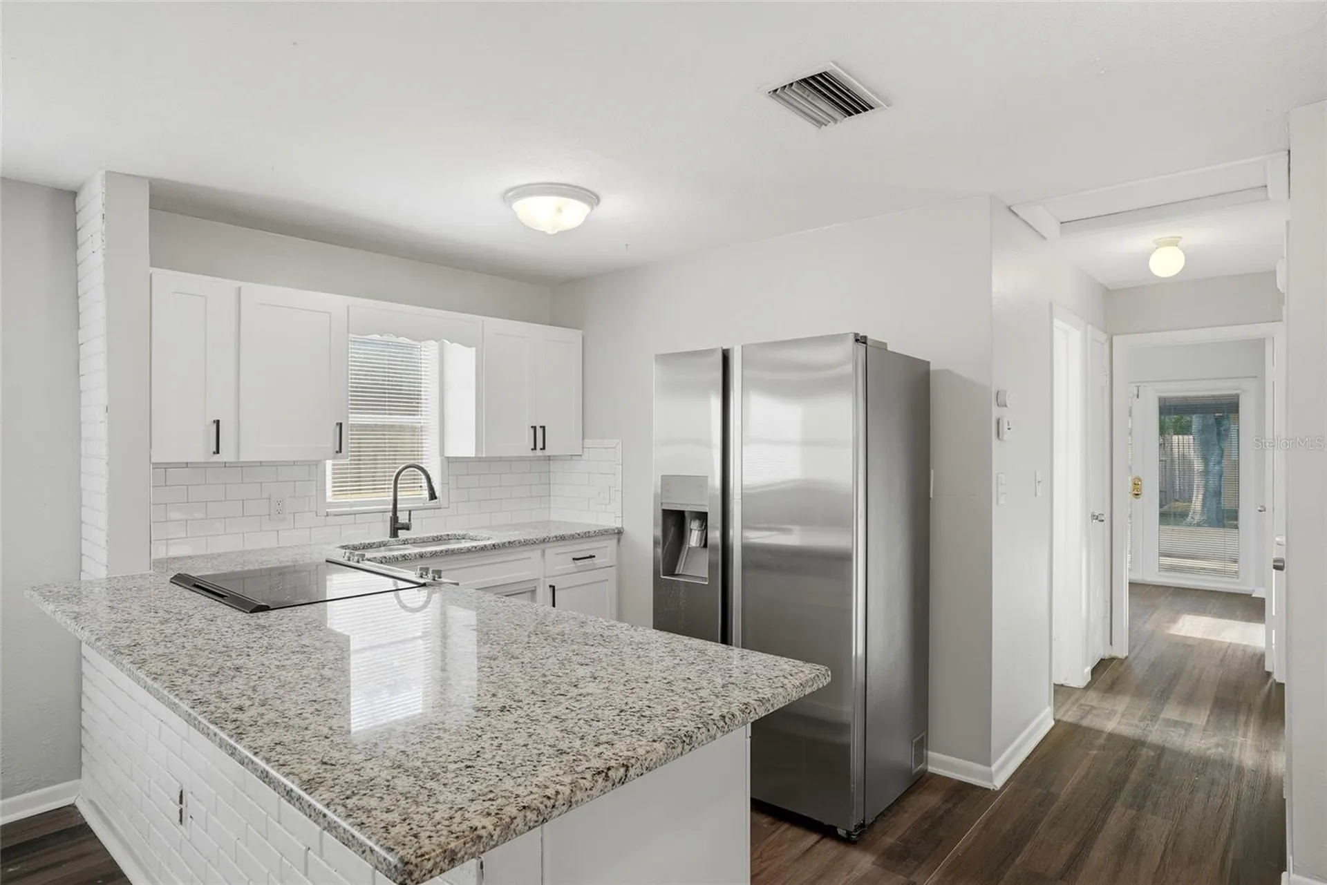 5211 7th Avenue N St Petersburg FL 33710