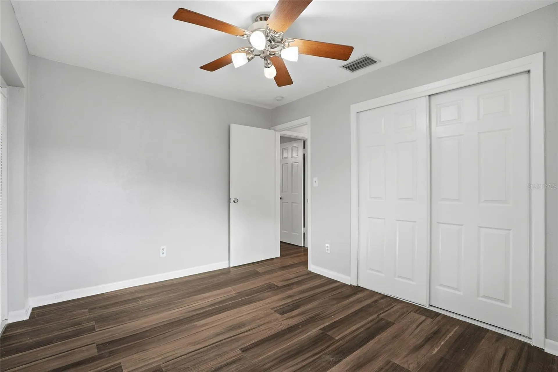 5211 7th Avenue N St Petersburg FL 33710