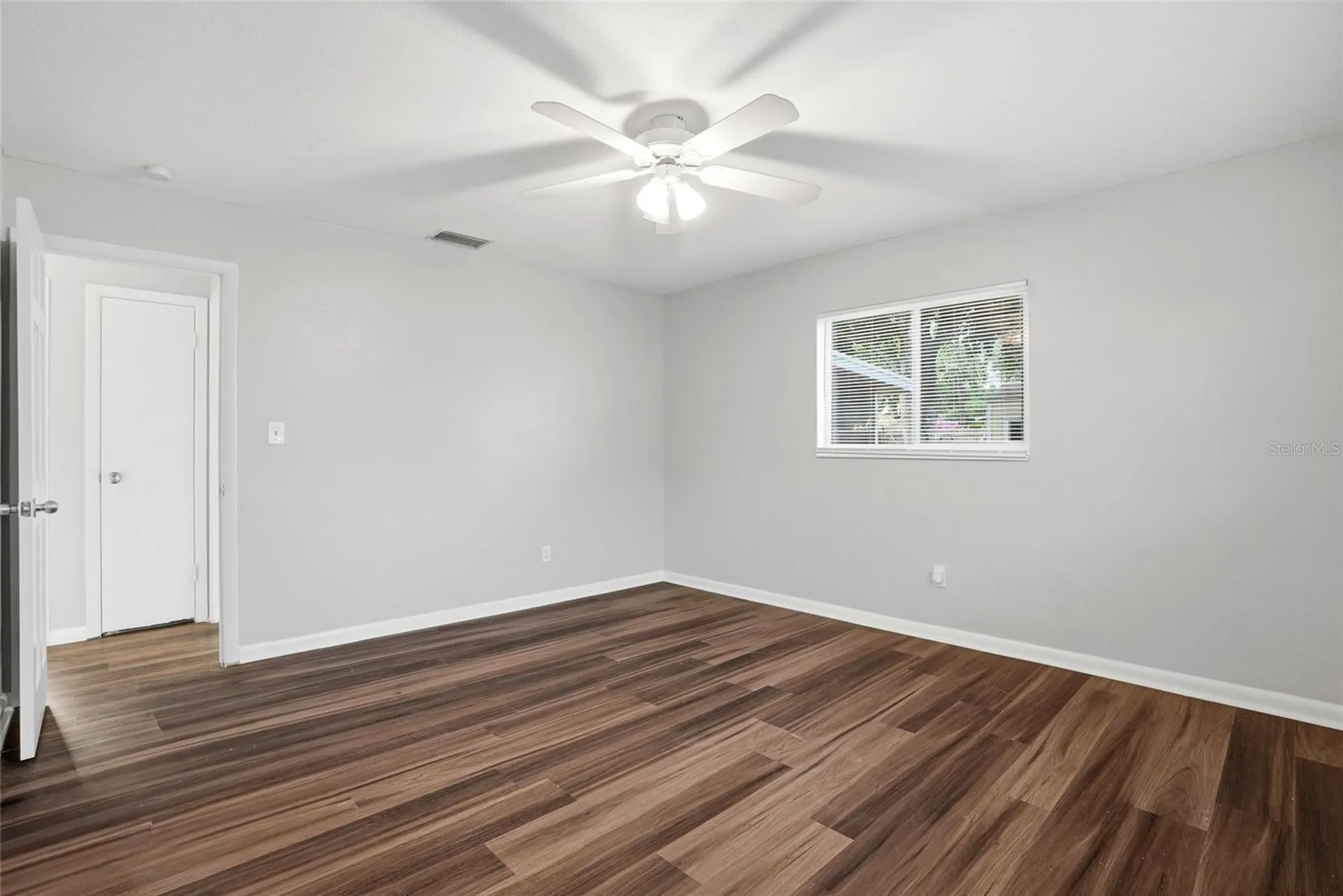 5211 7th Avenue N St Petersburg FL 33710