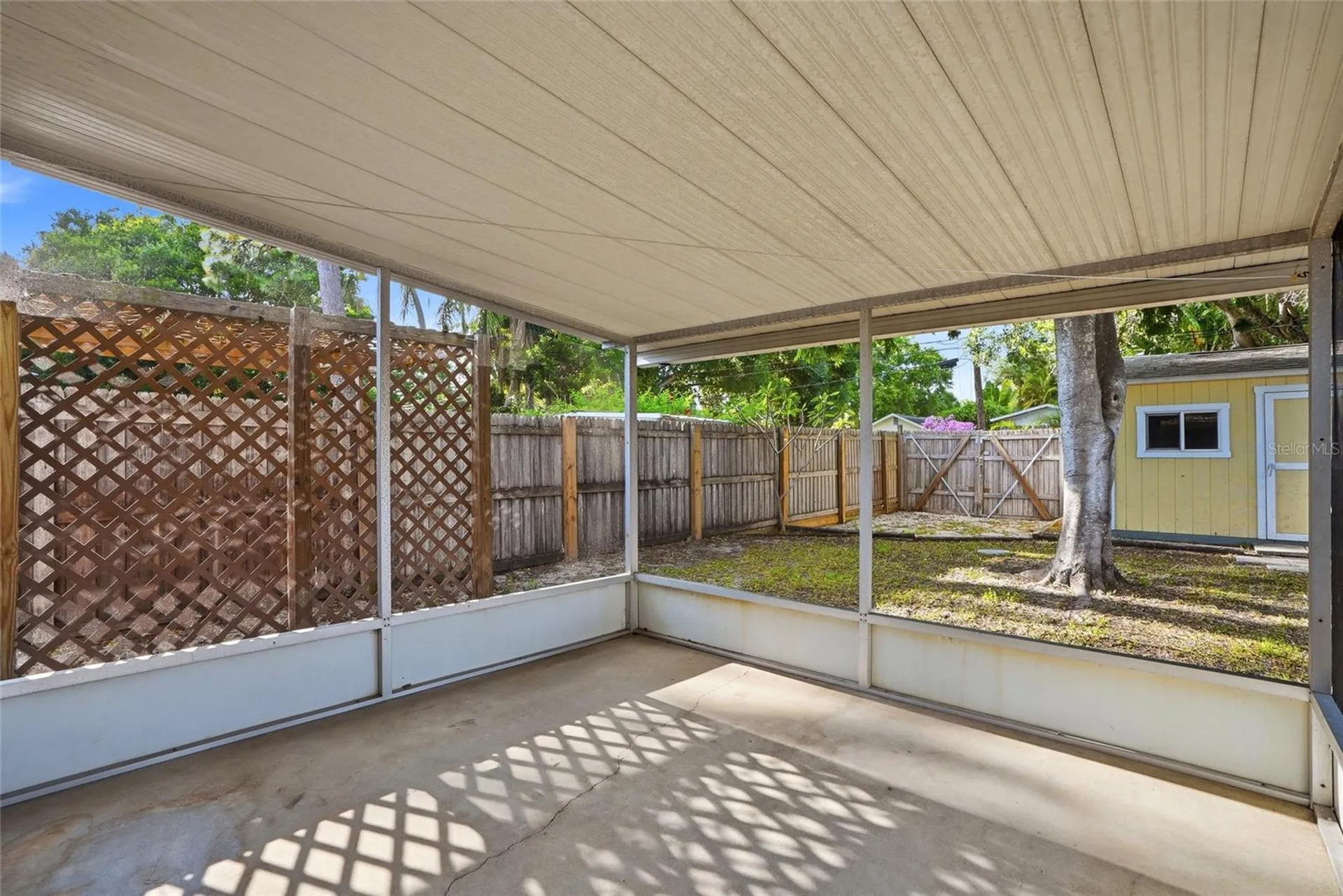 5211 7th Avenue N St Petersburg FL 33710