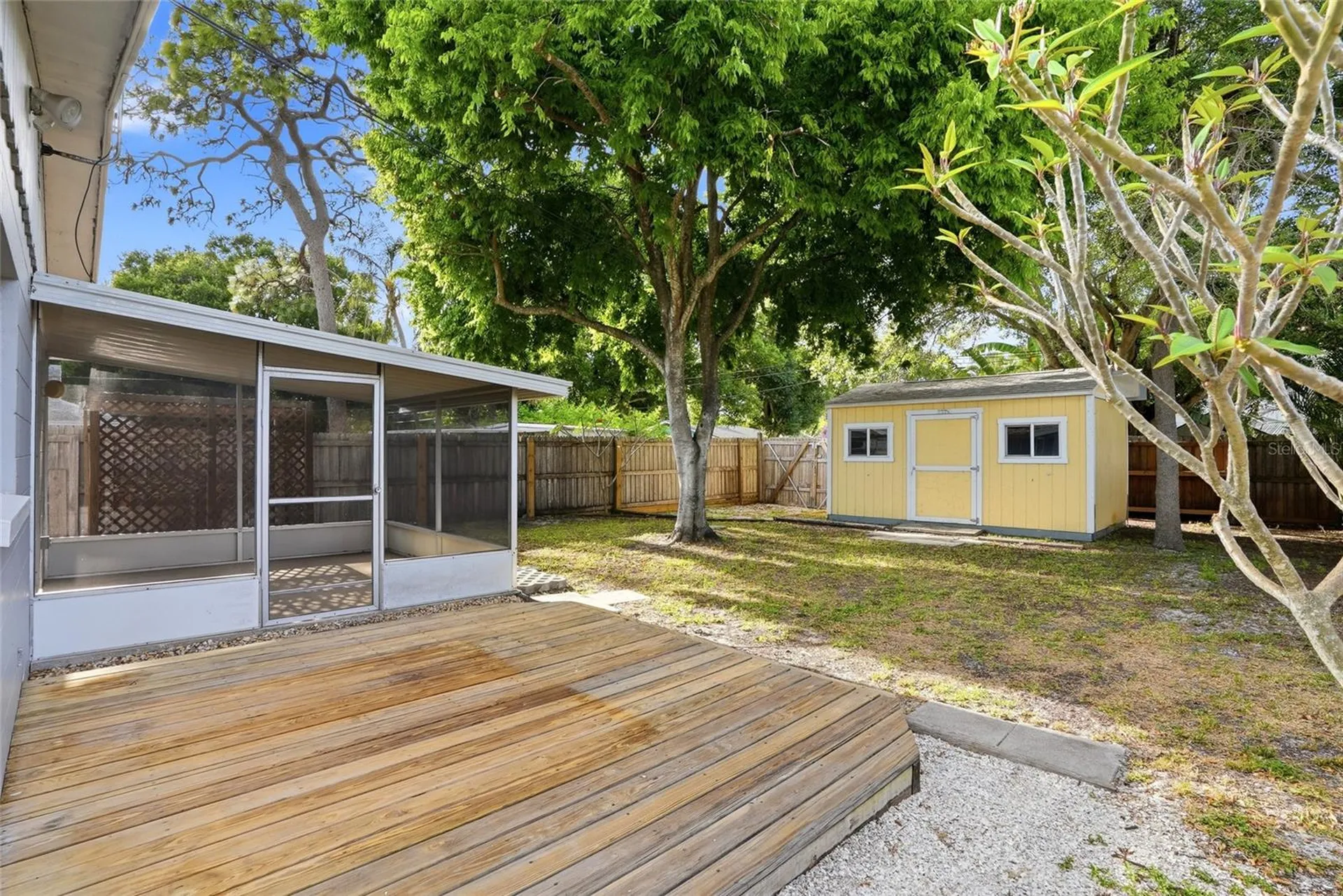 5211 7th Avenue N St Petersburg FL 33710