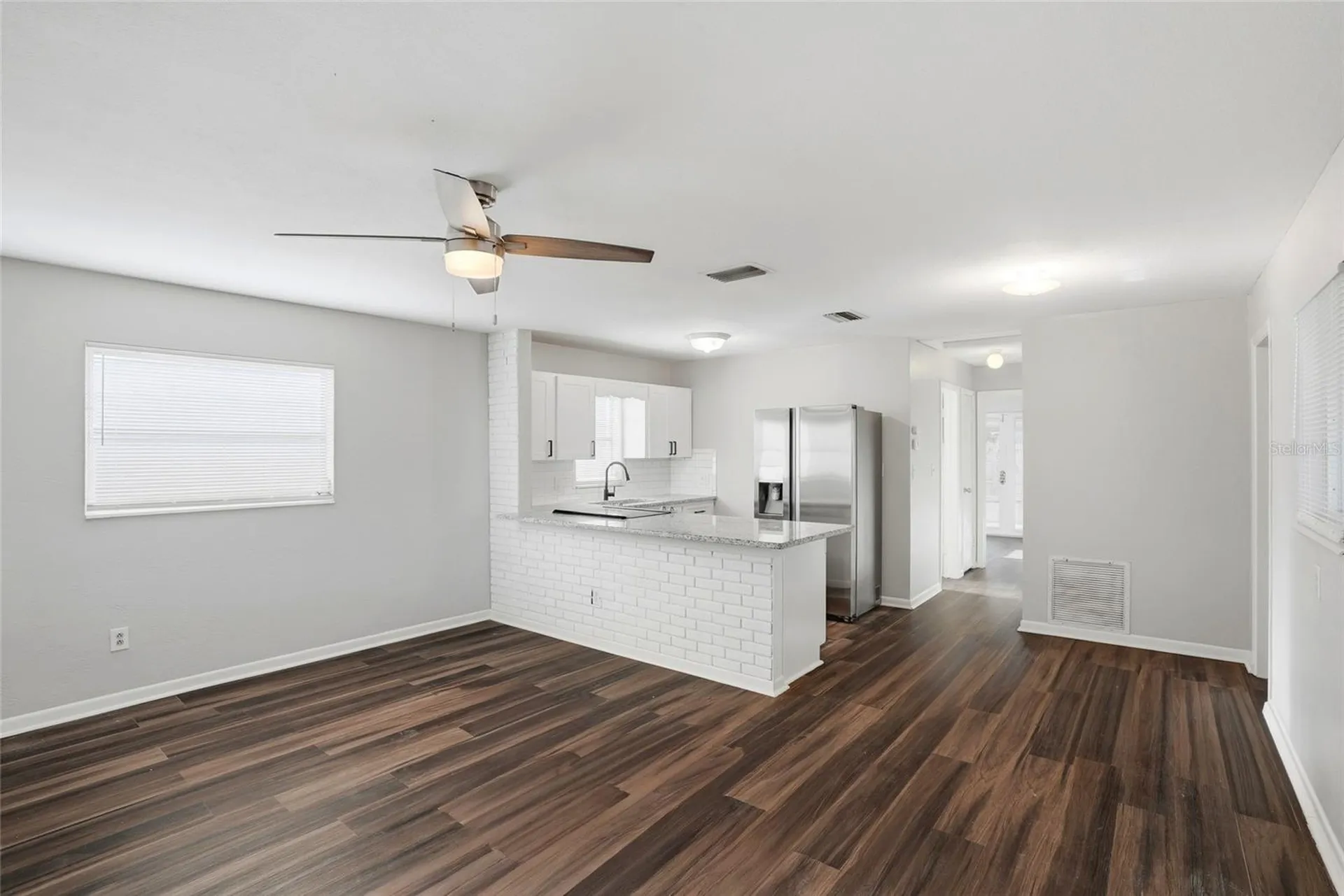 5211 7th Avenue N St Petersburg FL 33710