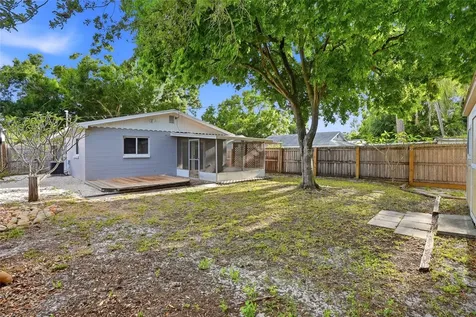 5211 7th Avenue N St Petersburg FL 33710