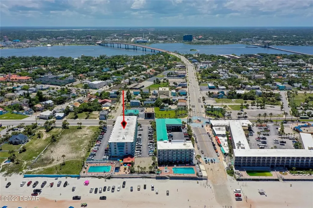 313 S Atlantic Avenue Daytona Beach FL 32118