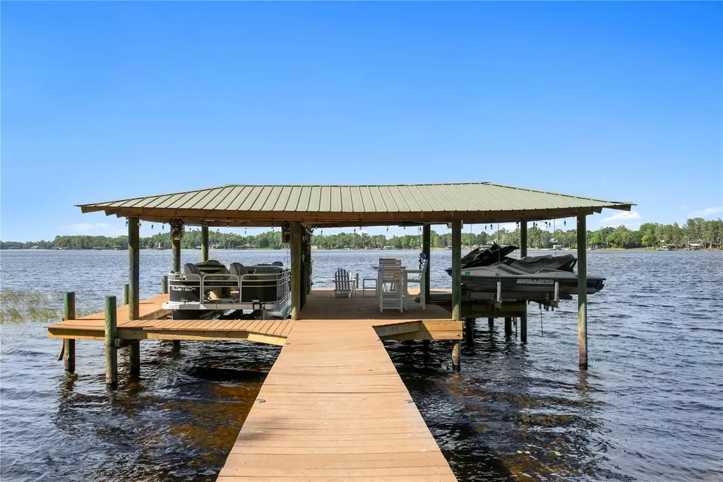 9205 Post Road Odessa FL 33556