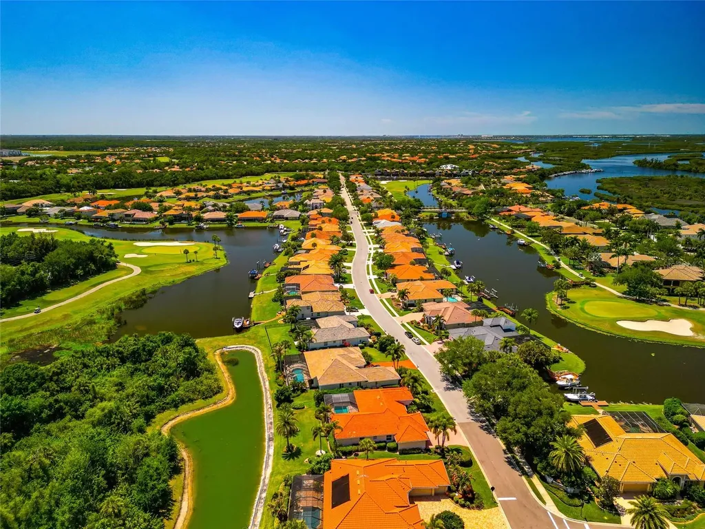 11010 Big Bass Place Bradenton FL 34212