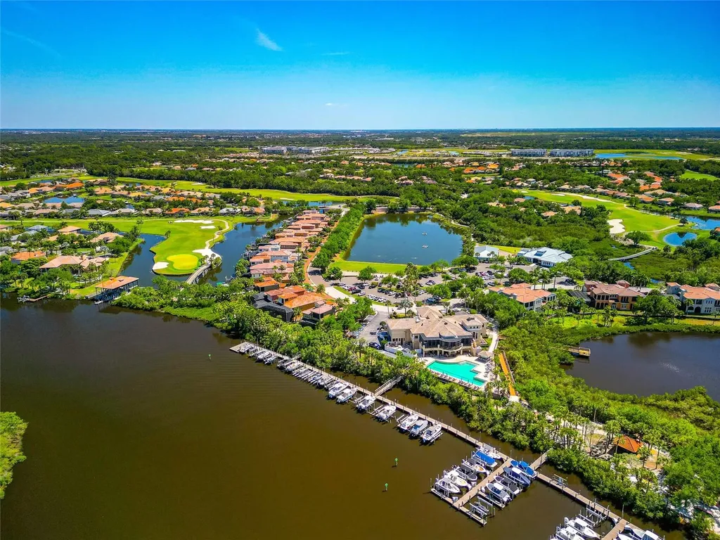 11010 Big Bass Place Bradenton FL 34212