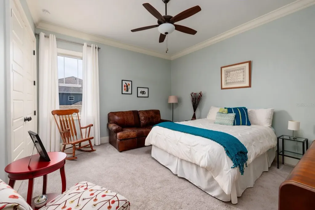 852 Cordova Boulevard NE St Petersburg FL 33704