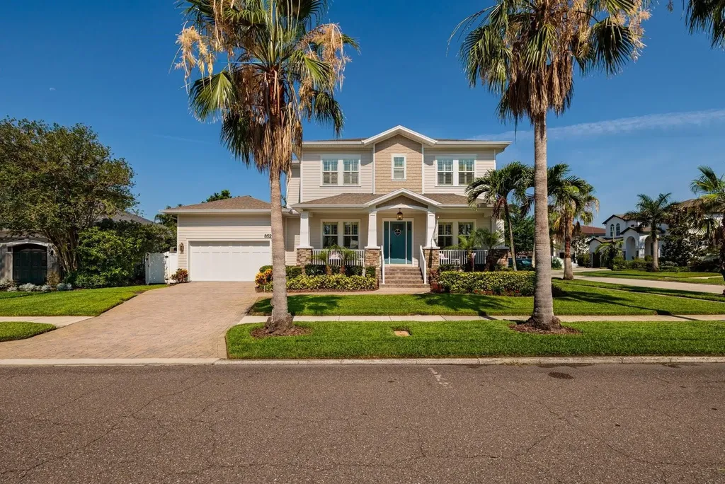 852 Cordova Boulevard NE St Petersburg FL 33704