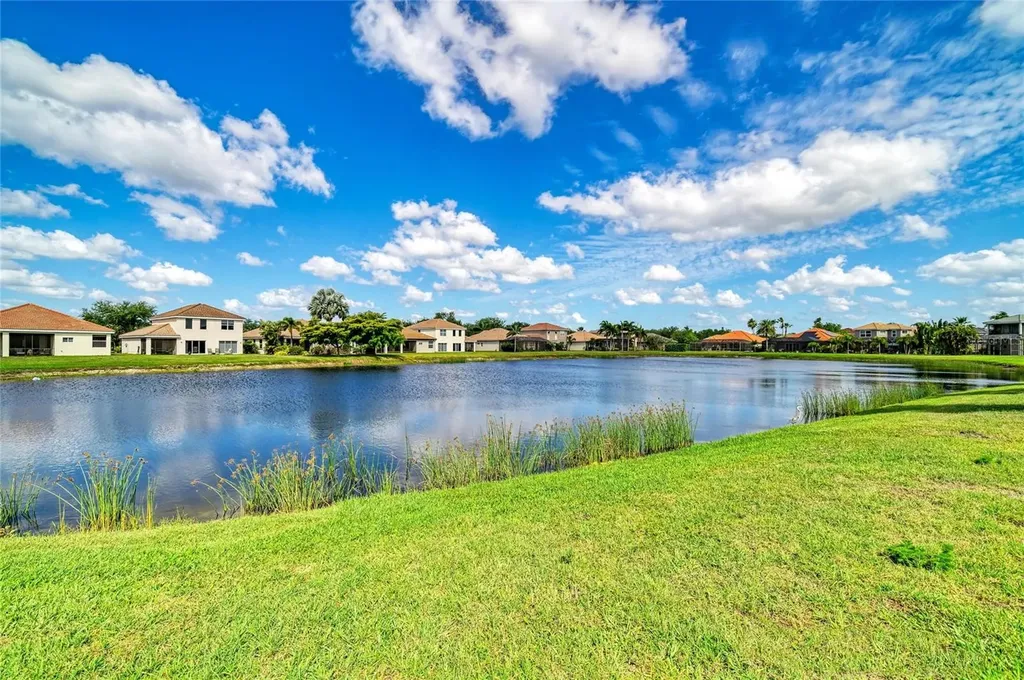 9035 Willowbrook Circle Bradenton FL 34212