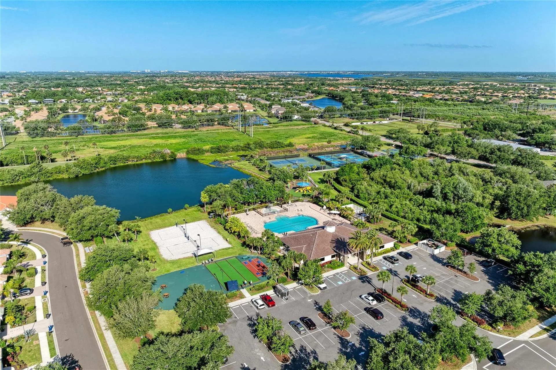 9035 Willowbrook Circle Bradenton FL 34212