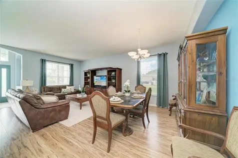 9035 Willowbrook Circle Bradenton FL 34212