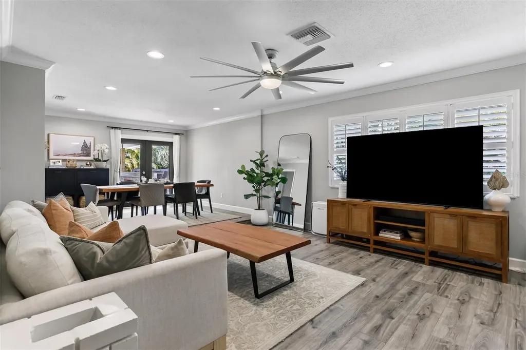 8401 Granite Place Tampa FL 33615