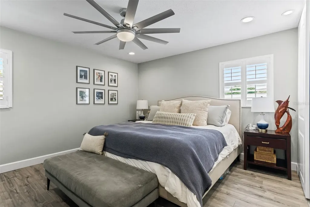 8401 Granite Place Tampa FL 33615