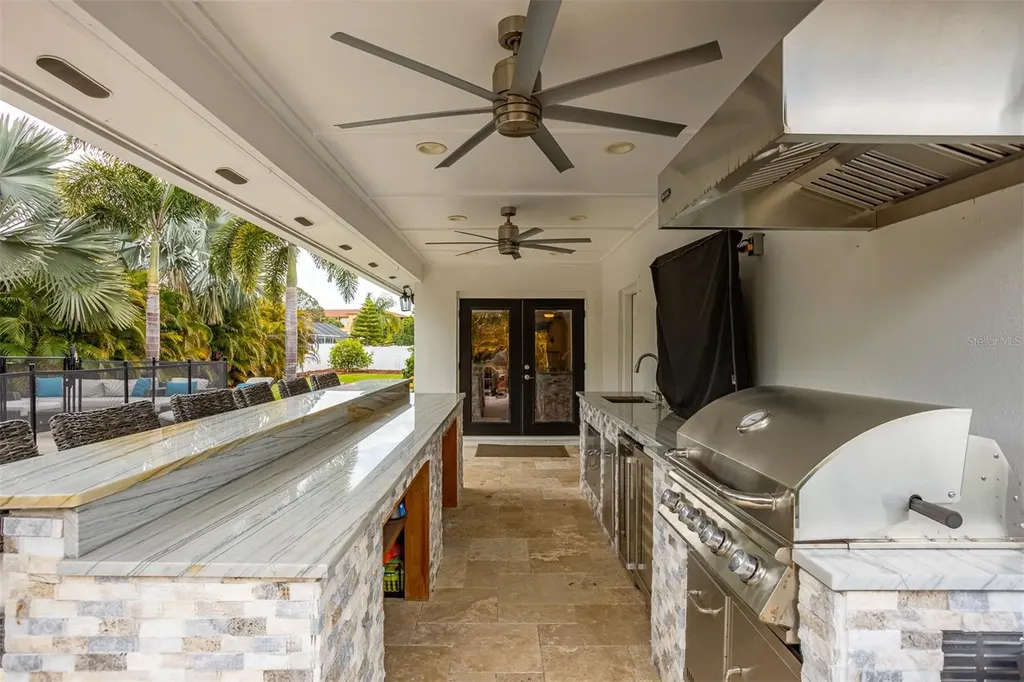 8401 Granite Place Tampa FL 33615