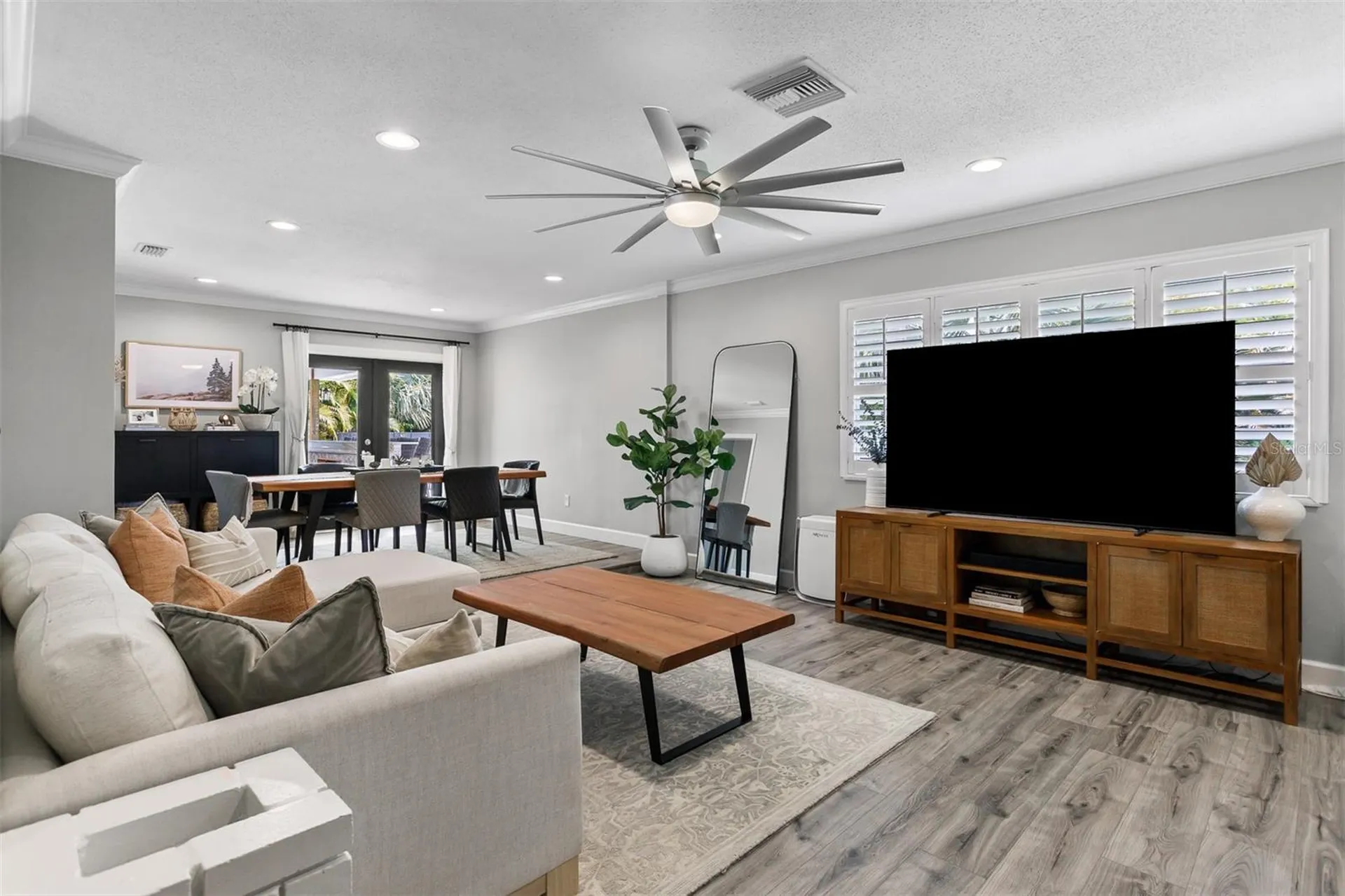 8401 Granite Place Tampa FL 33615