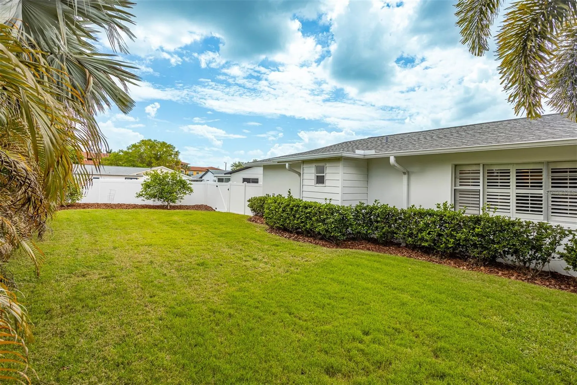 8401 Granite Place Tampa FL 33615