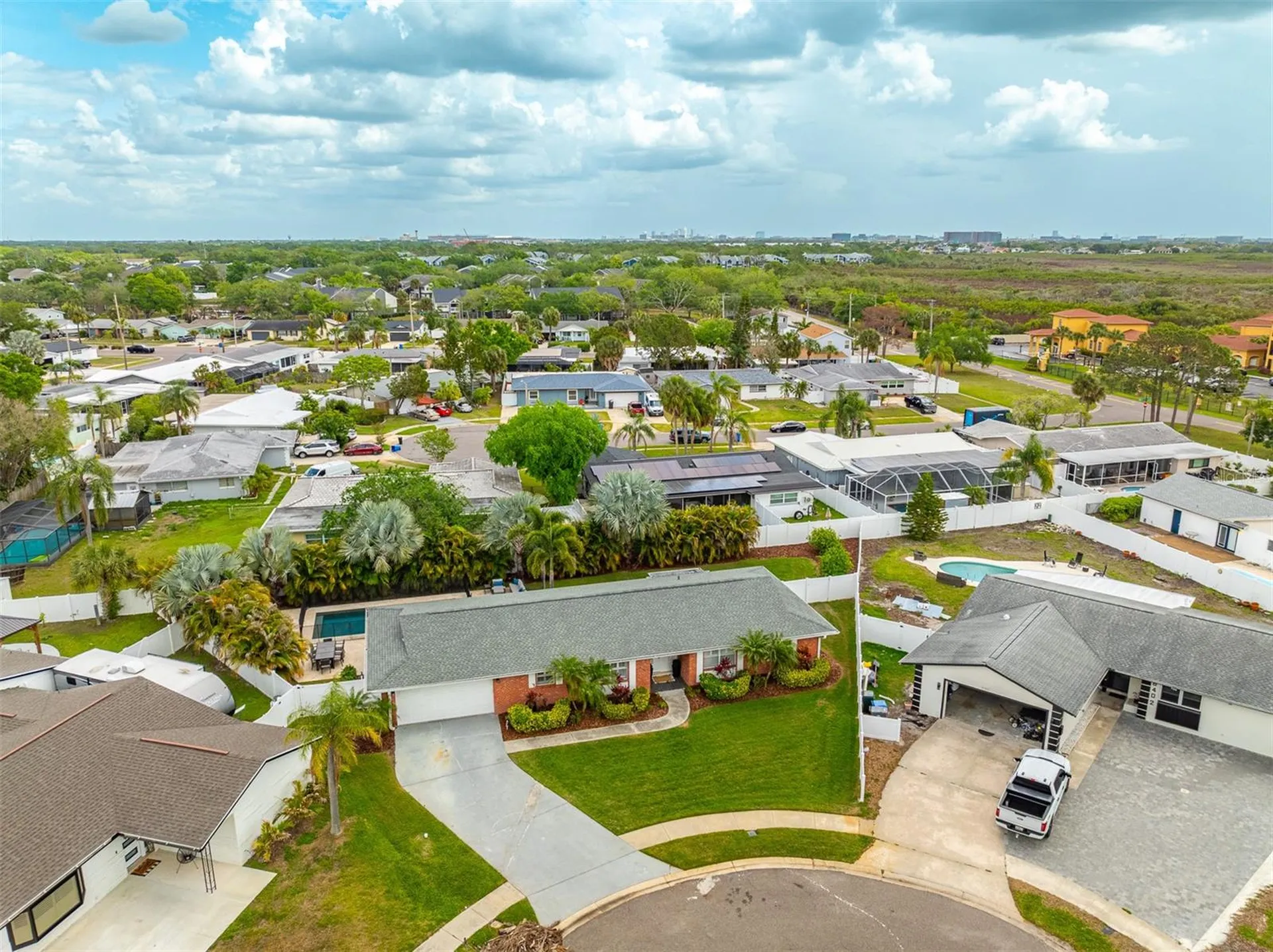 8401 Granite Place Tampa FL 33615