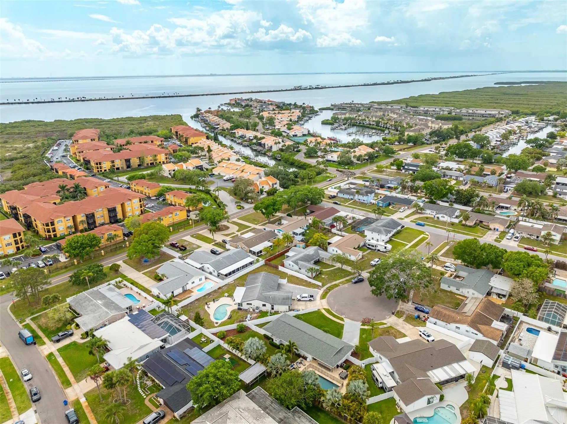 8401 Granite Place Tampa FL 33615