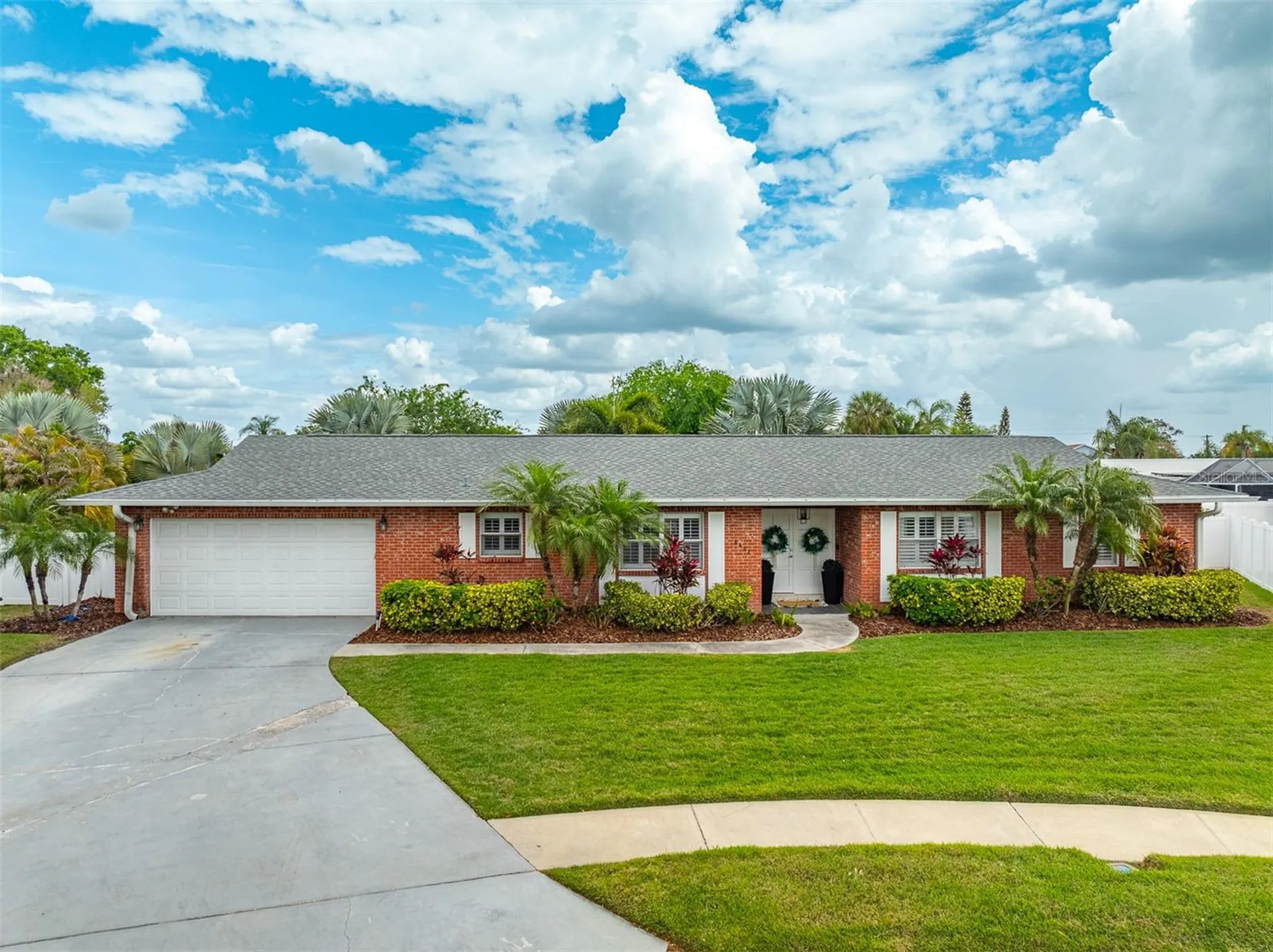 8401 Granite Place Tampa FL 33615