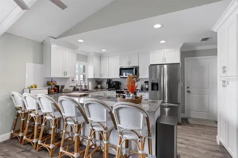 8401 Granite Place Tampa FL 33615
