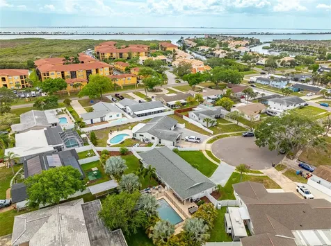 8401 Granite Place Tampa FL 33615