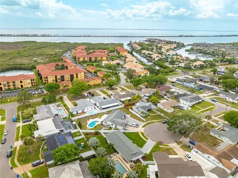 8401 Granite Place Tampa FL 33615