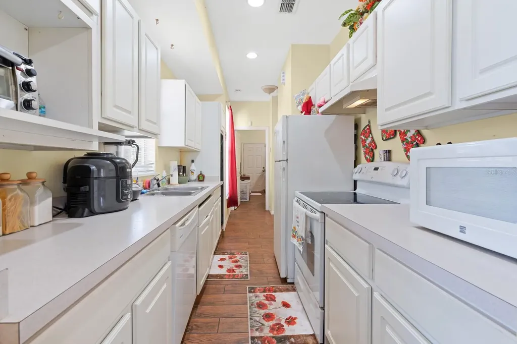 6230 Abbott Station Drive Zephyrhills FL 33542