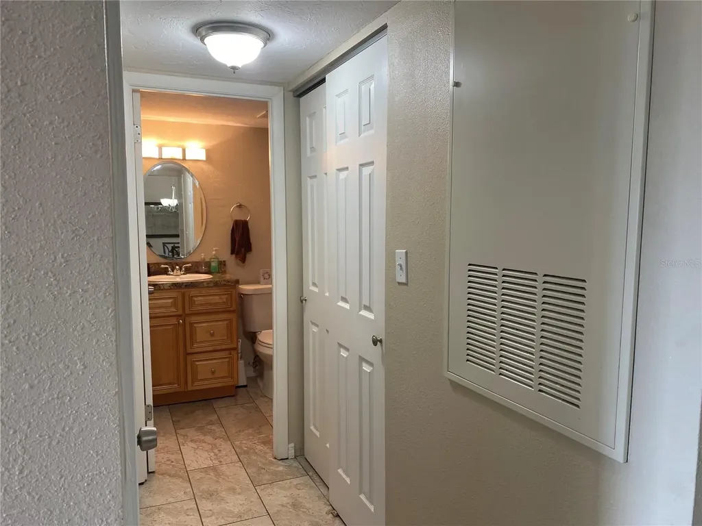 3621 Lake Bayshore Drive Bradenton FL 34205