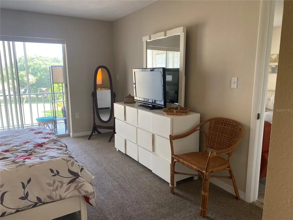 3621 Lake Bayshore Drive Bradenton FL 34205