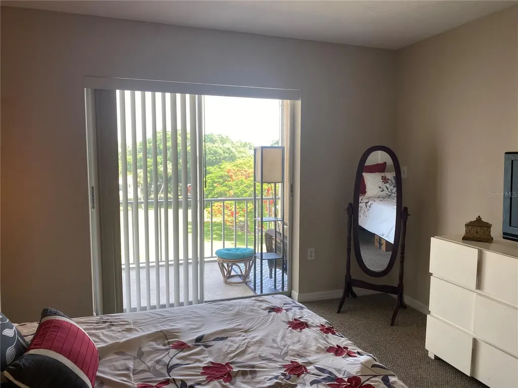 3621 Lake Bayshore Drive Bradenton FL 34205