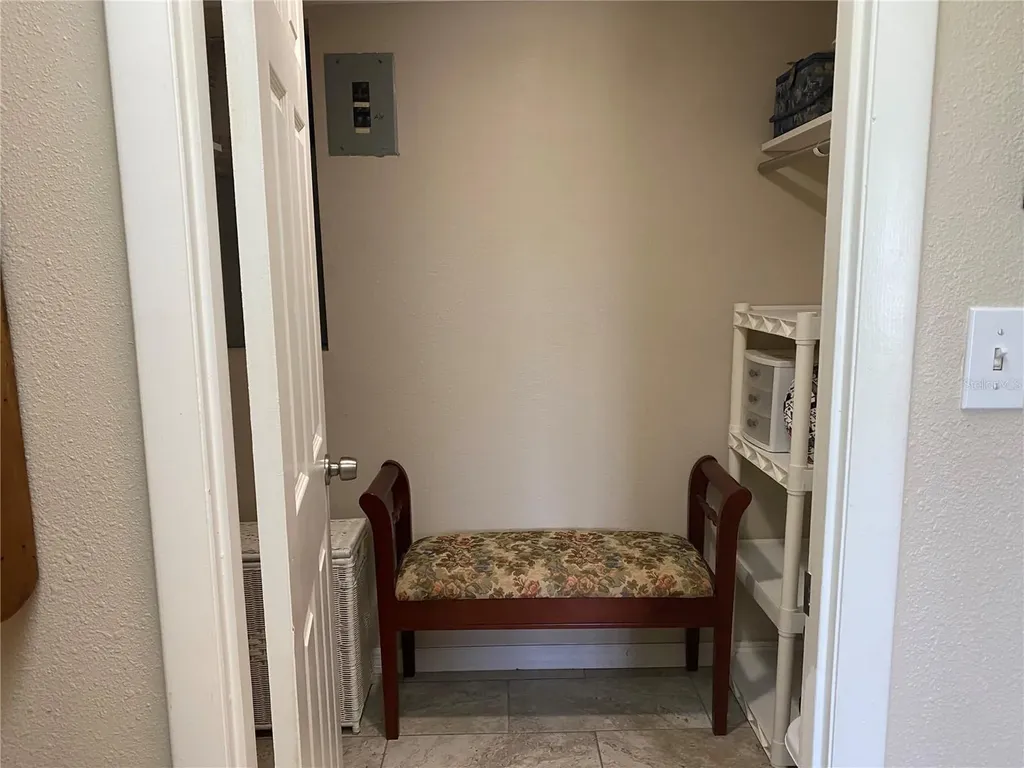 3621 Lake Bayshore Drive Bradenton FL 34205