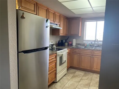 3621 Lake Bayshore Drive Bradenton FL 34205