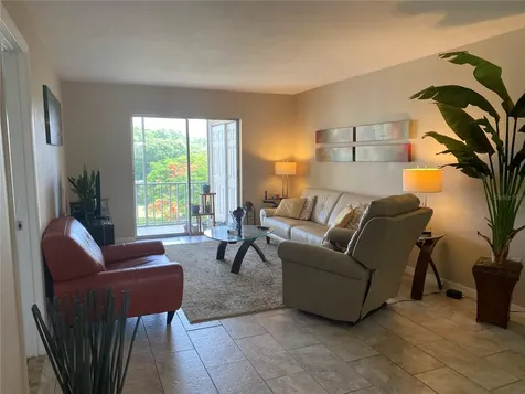 3621 Lake Bayshore Drive Bradenton FL 34205