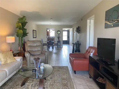 3621 Lake Bayshore Drive Bradenton FL 34205