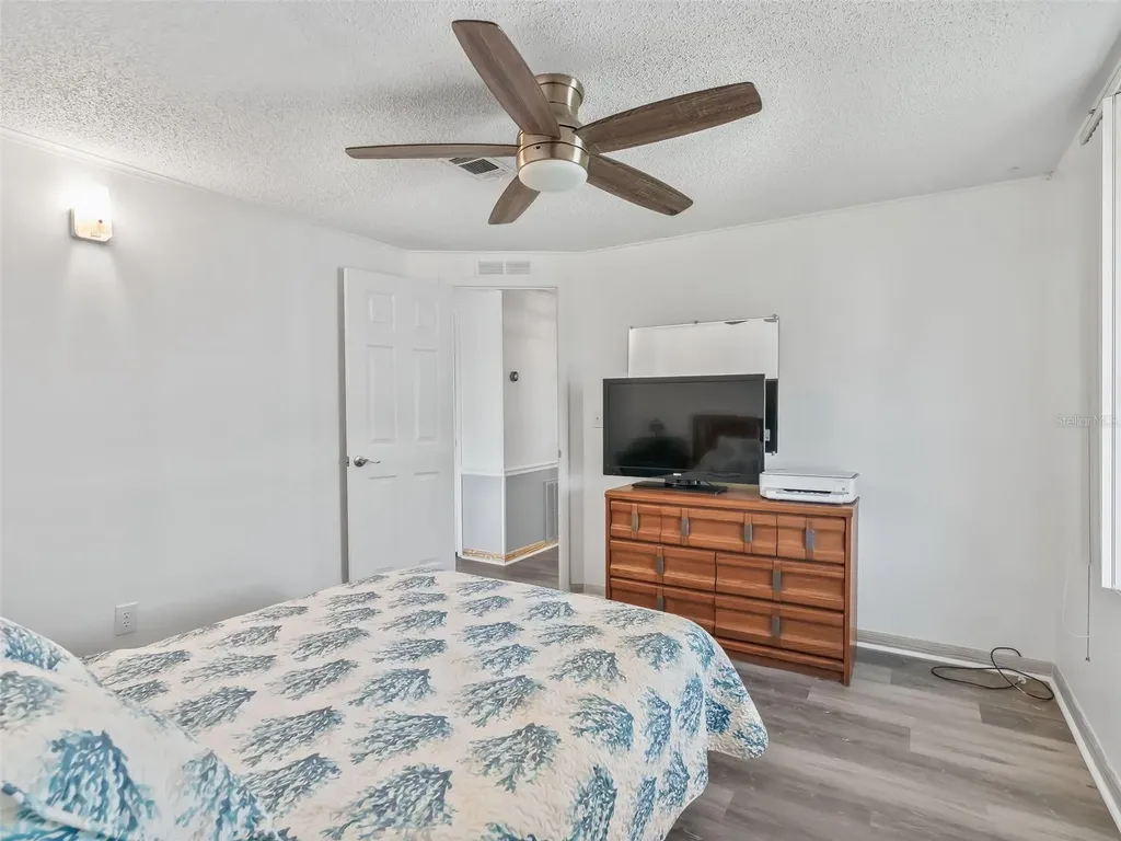 1514 Hillcrest Drive Lady Lake FL 32159