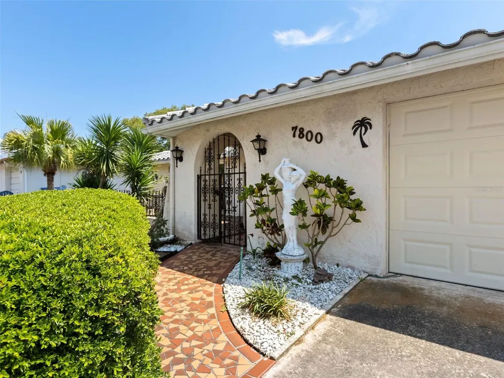 7800 Brookridge Drive Port Richey FL 34668