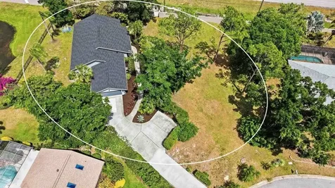 8021 Timber Lake Lane Sarasota FL 34243