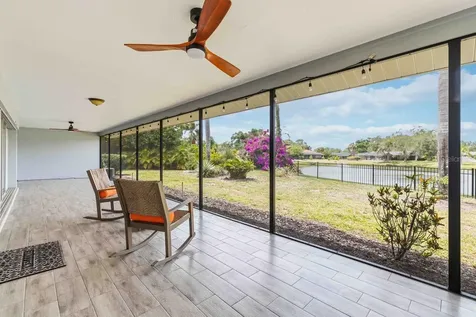 8021 Timber Lake Lane Sarasota FL 34243