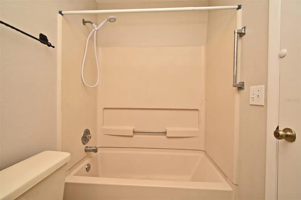 144 Reserve Circle Oviedo FL 32765
