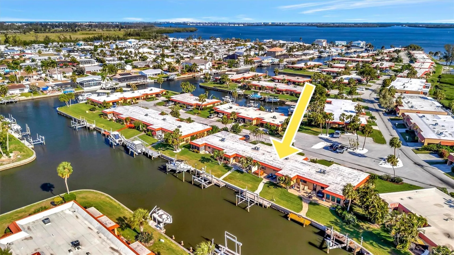 9517 Azure Cove Bradenton FL 34210