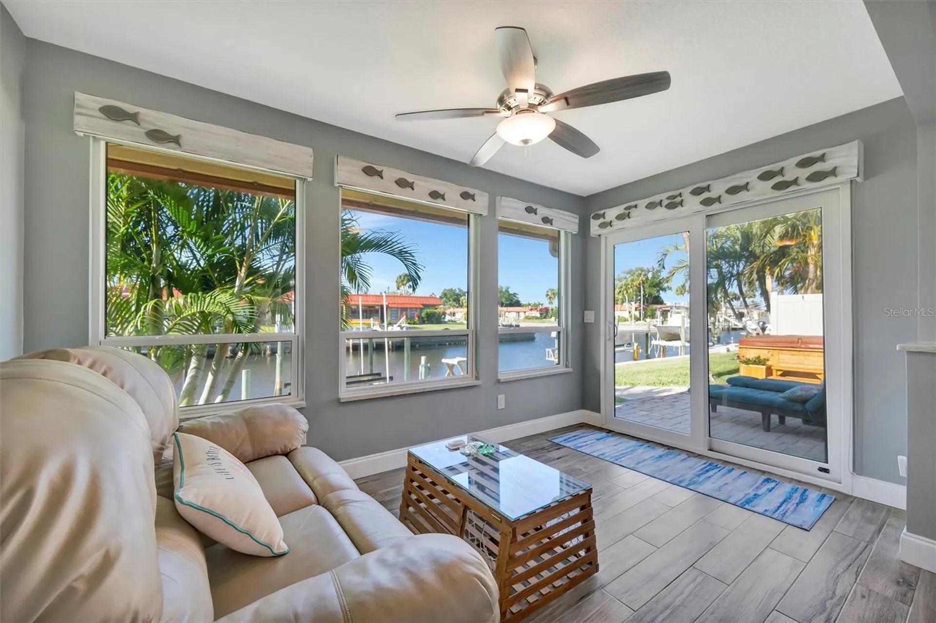 9517 Azure Cove Bradenton FL 34210